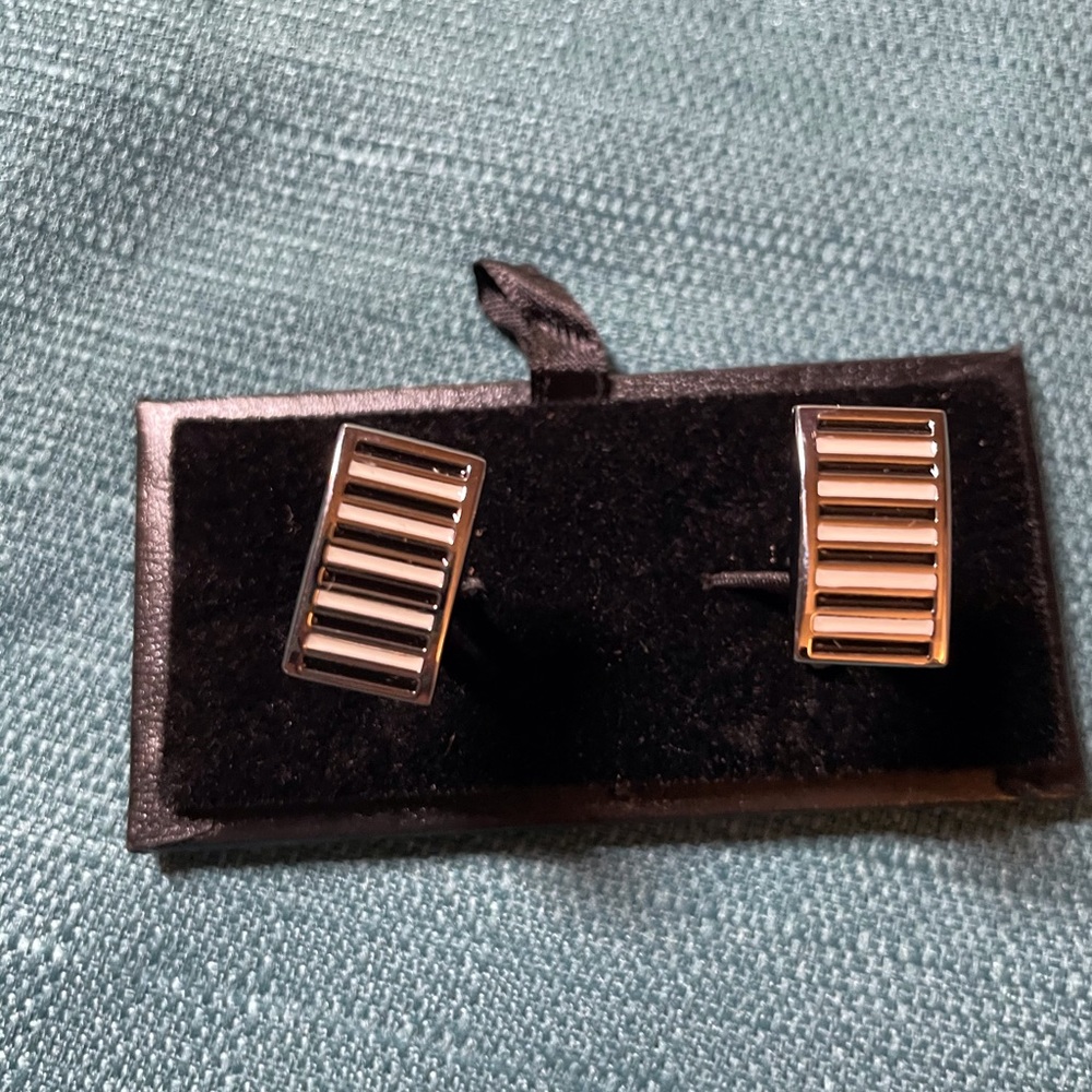 Men’s Cufflinks - Picture 3 of 3